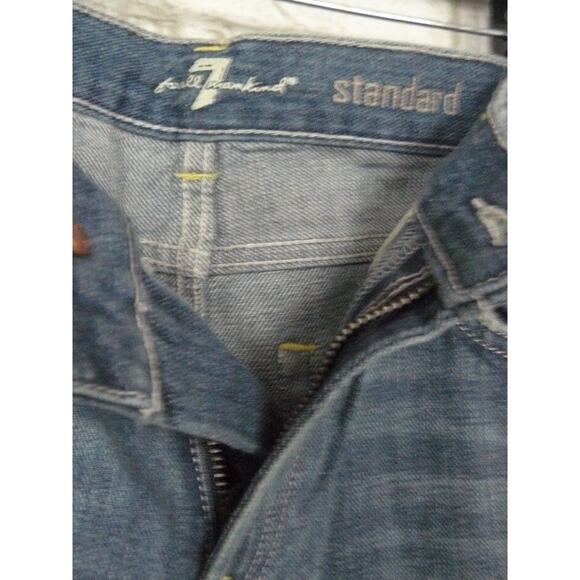 $180 7 for All Mankind Standard Straight Leg Jeans in Light Wash 26 NEW - Picture 5 of 6